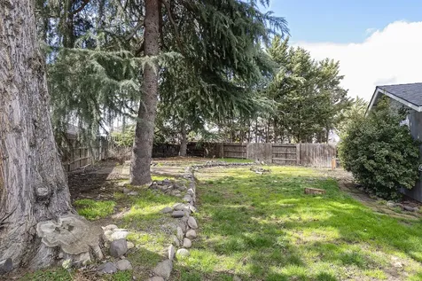 1582 Westfield Way Medford OR 97501