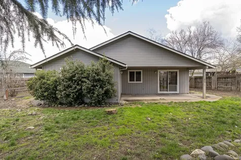 1582 Westfield Way Medford OR 97501