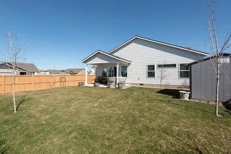 1142 NW Willow Parkway Road Madras OR 97741