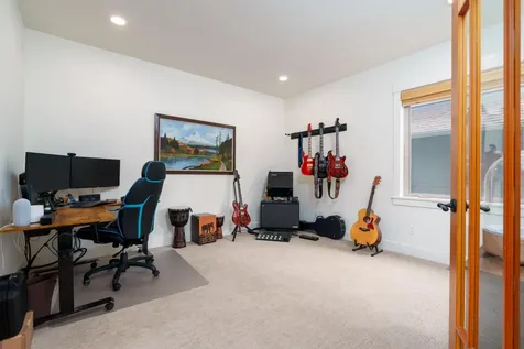 1398 NW Newport Avenue Bend OR 97703