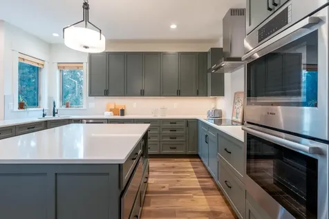 1398 NW Newport Avenue Bend OR 97703