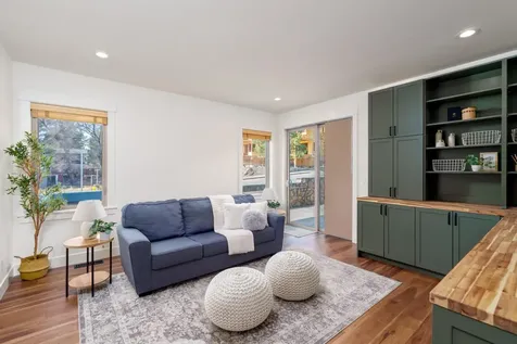 1398 NW Newport Avenue Bend OR 97703