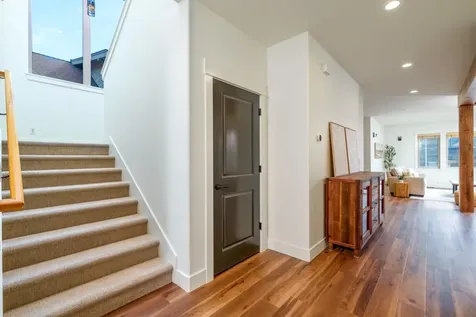 1398 NW Newport Avenue Bend OR 97703