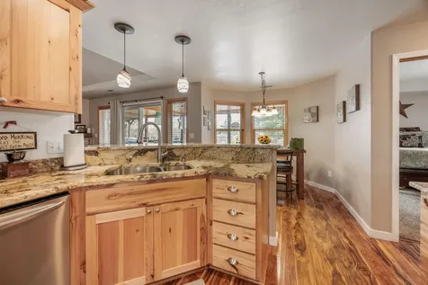 530 Carriage Lane Jacksonville OR 97530