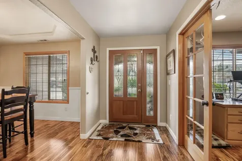 530 Carriage Lane Jacksonville OR 97530