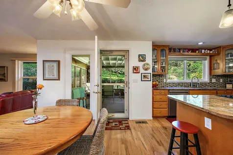 2145 Knowles Road Medford OR 97501