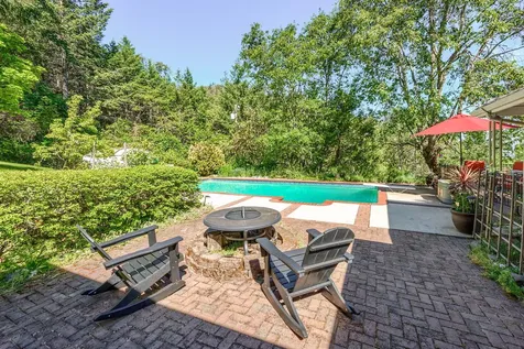 2145 Knowles Road Medford OR 97501