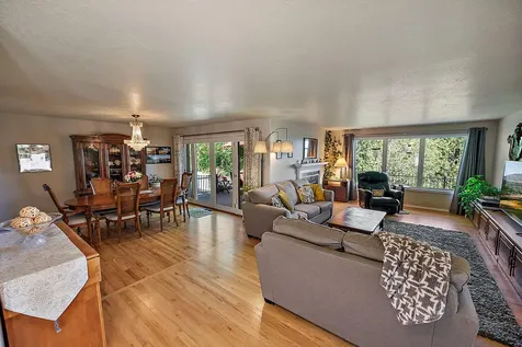 2145 Knowles Road Medford OR 97501