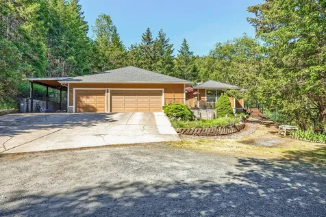 2145 Knowles Road Medford OR 97501