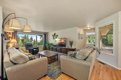 2145 Knowles Road Medford OR 97501