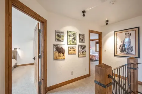 19051 Mount Mcloughlin Lane Bend OR 97703