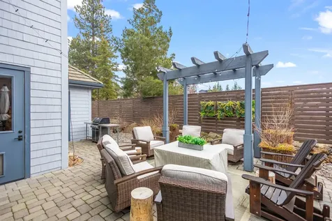 19051 Mount Mcloughlin Lane Bend OR 97703