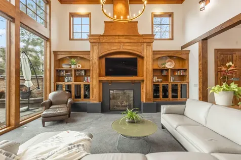 19051 Mount Mcloughlin Lane Bend OR 97703