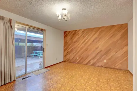 2892 Crystal Drive Medford OR 97504
