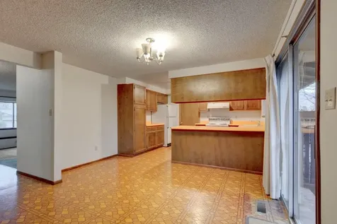 2892 Crystal Drive Medford OR 97504