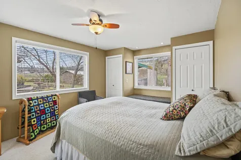 2911 Heritage Road Central Point OR 97502