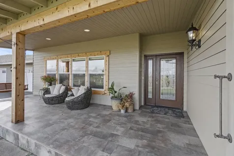 2911 Heritage Road Central Point OR 97502
