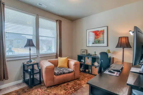 4645 SW Umatilla Avenue Redmond OR 97756