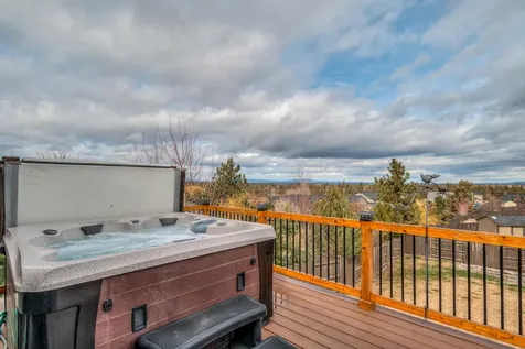 4645 SW Umatilla Avenue Redmond OR 97756