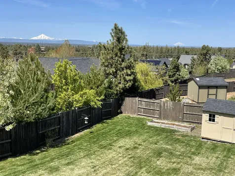 4645 SW Umatilla Avenue Redmond OR 97756