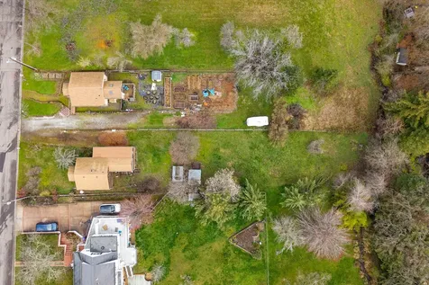826 Walker Avenue Ashland OR 97520
