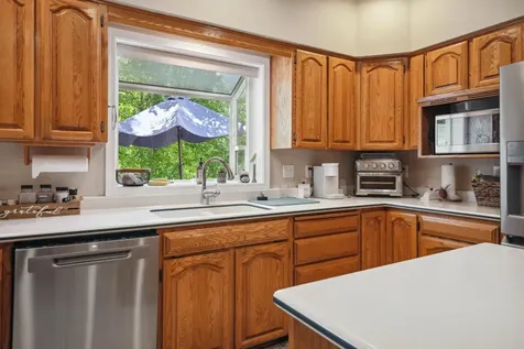 1373 Highcrest Drive Medford OR 97504