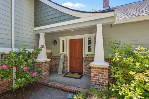 1373 Highcrest Drive Medford OR 97504