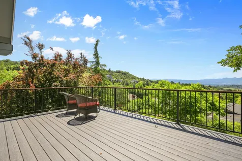 1373 Highcrest Drive Medford OR 97504