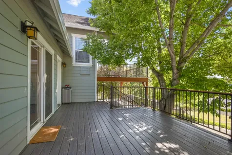 1373 Highcrest Drive Medford OR 97504