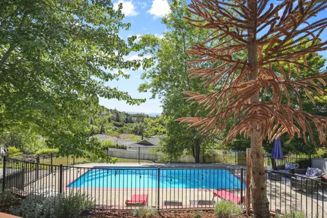 1373 Highcrest Drive Medford OR 97504