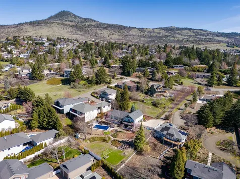 1373 Highcrest Drive Medford OR 97504