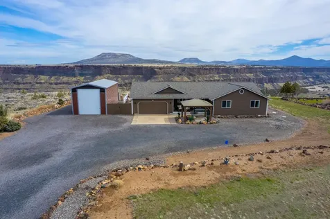 13547 SW Peninsula Drive Terrebonne OR 97760