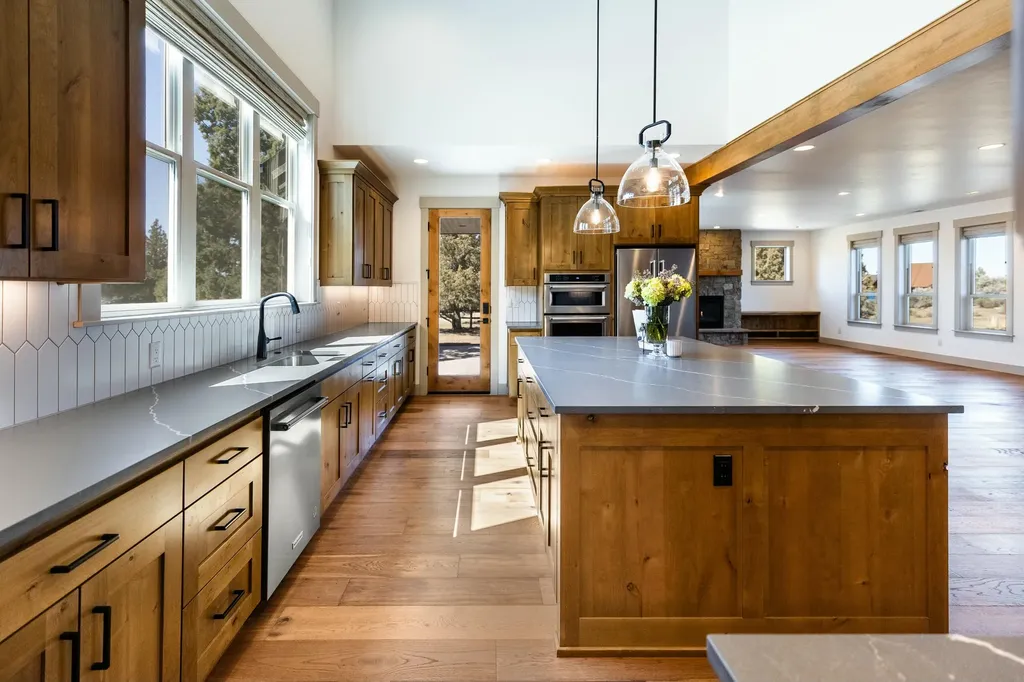 17818 SW Chaparral Drive Powell Butte OR 97753
