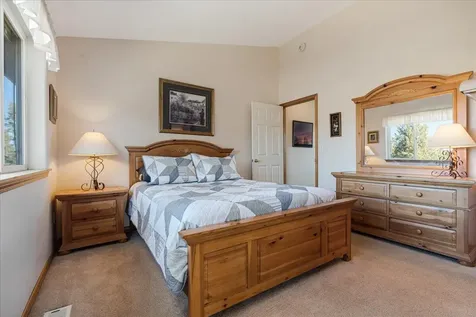1140 Golden Pheasant Drive Redmond OR 97756