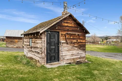 3471 N Main Street Prineville OR 97754