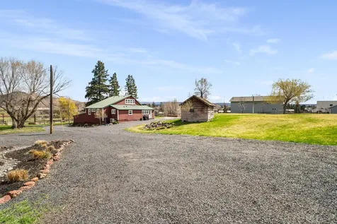 3471 N Main Street Prineville OR 97754