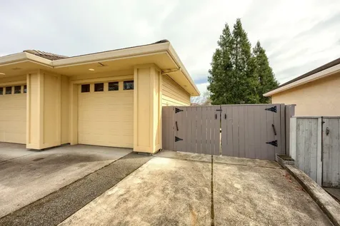781 Eastridge Drive Medford OR 97504