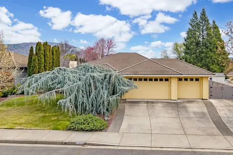 781 Eastridge Drive Medford OR 97504