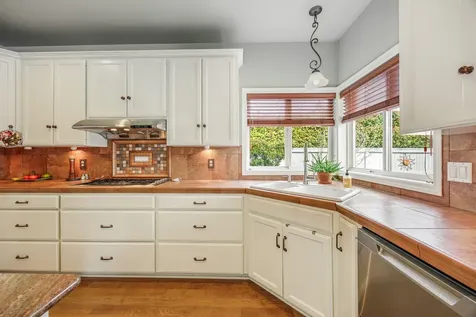 781 Eastridge Drive Medford OR 97504