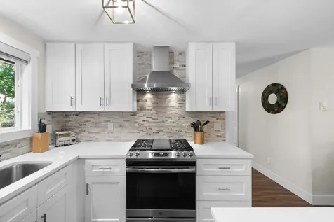 225 NW Wilmington Avenue Bend OR 97703