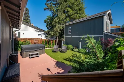 225 NW Wilmington Avenue Bend OR 97703