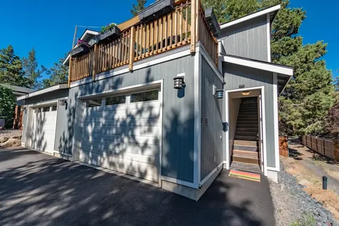 225 NW Wilmington Avenue Bend OR 97703