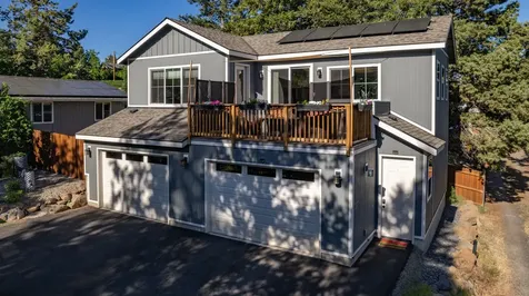 225 NW Wilmington Avenue Bend OR 97703