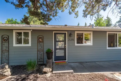 225 NW Wilmington Avenue Bend OR 97703