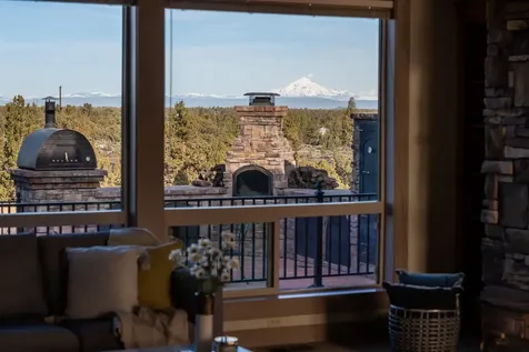 17610 SW Mount Hood Drive Powell Butte OR 97753