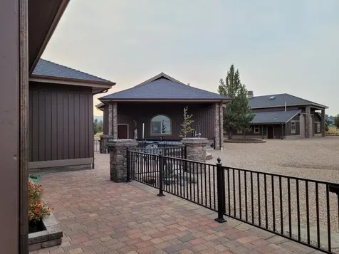 17610 SW Mount Hood Drive Powell Butte OR 97753