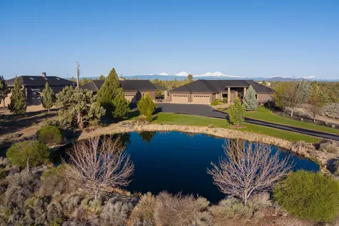 17610 SW Mount Hood Drive Powell Butte OR 97753