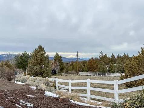 5380 SE Pueblo Road Prineville OR 97754