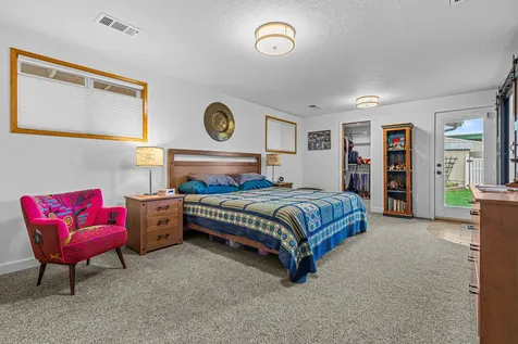 50 Allen Lane Talent OR 97540