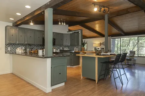 323 Brooke Lane Grants Pass OR 97527